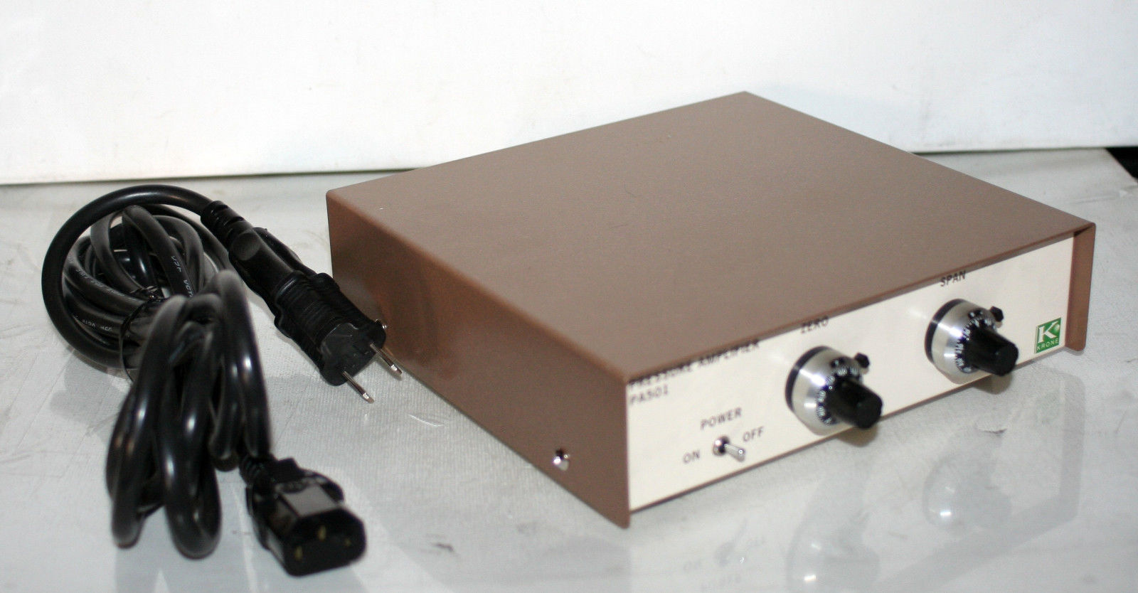 Pressure amplifier